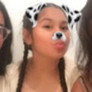 Meet your Posher, Roxanne